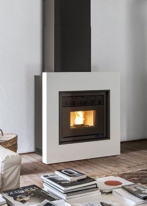 découvrez le poêle à granulé brisach, une solution de chauffage moderne et écologique. profitez d'un confort optimal avec un design élégant et des performances énergétiques élevées. idéal pour valoriser votre intérieur tout en réduisant votre empreinte carbone.