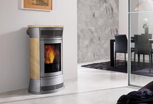 découvrez le poêle à granulés isola, un choix parfait pour allier élégance et efficacité énergétique. profitez d'une chaleur douce et d'une ambiance chaleureuse dans votre foyer tout en réduisant votre empreinte carbone. idéal pour un confort optimal en toute saison.