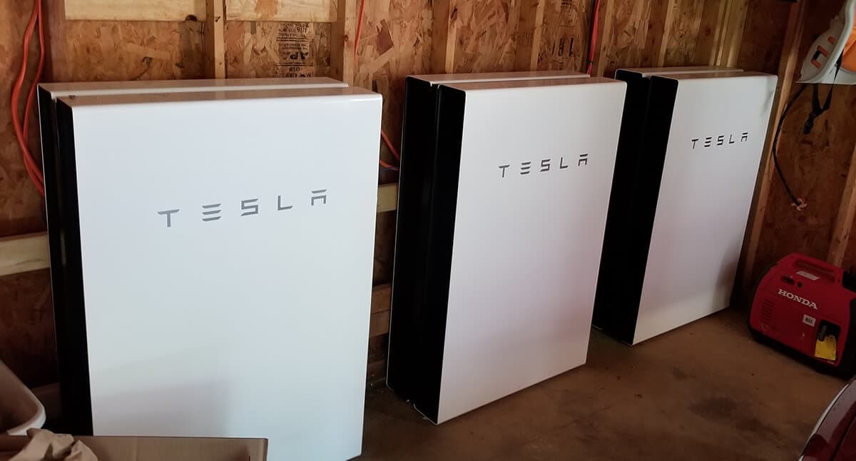 découvrez le powerwall de tesla, une solution de stockage d'énergie domestique innovante qui vous permet de maximiser l'utilisation de l'énergie solaire, d'optimiser votre consommation et de garantir une alimentation électrique continue. explorez ses caractéristiques, ses avantages et transformez votre maison en une centrale énergétique durable.