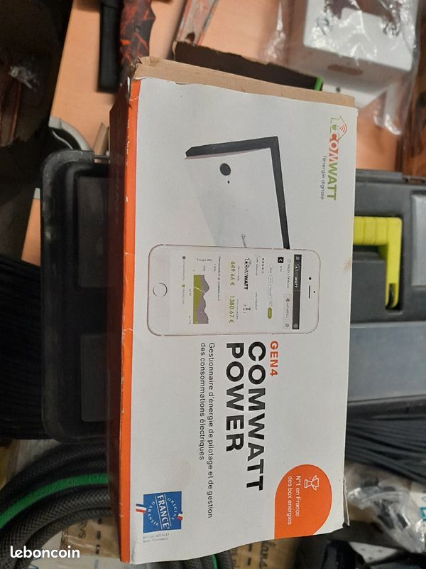 découvrez la prise comwatt, une solution innovante pour gérer votre consommation énergétique grâce à une technologie intelligente. optimisez vos économies d'énergie tout en ayant un contrôle total sur vos appareils électriques, le tout facilement depuis votre smartphone.