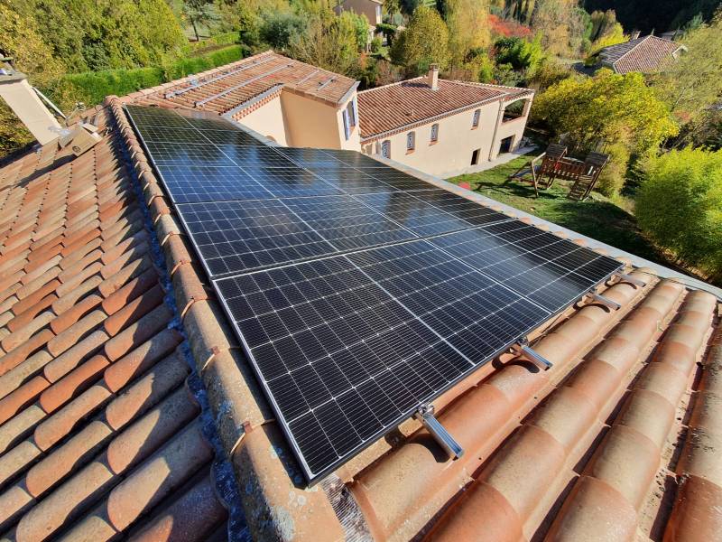 découvrez les meilleurs prix pour les installations solaires de 9kwc. profitez d'économies d'énergie significatives et d'une solution durable pour votre habitation. comparez les offres et trouvez celle qui correspond à vos besoins.