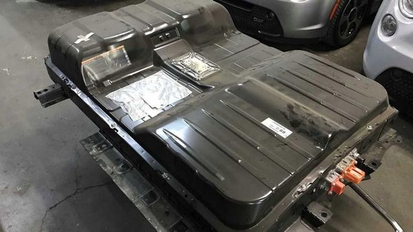 découvrez les prix des batteries pour la nissan leaf. comparez les options disponibles et trouvez la meilleure offre pour optimiser l'autonomie de votre véhicule électrique.