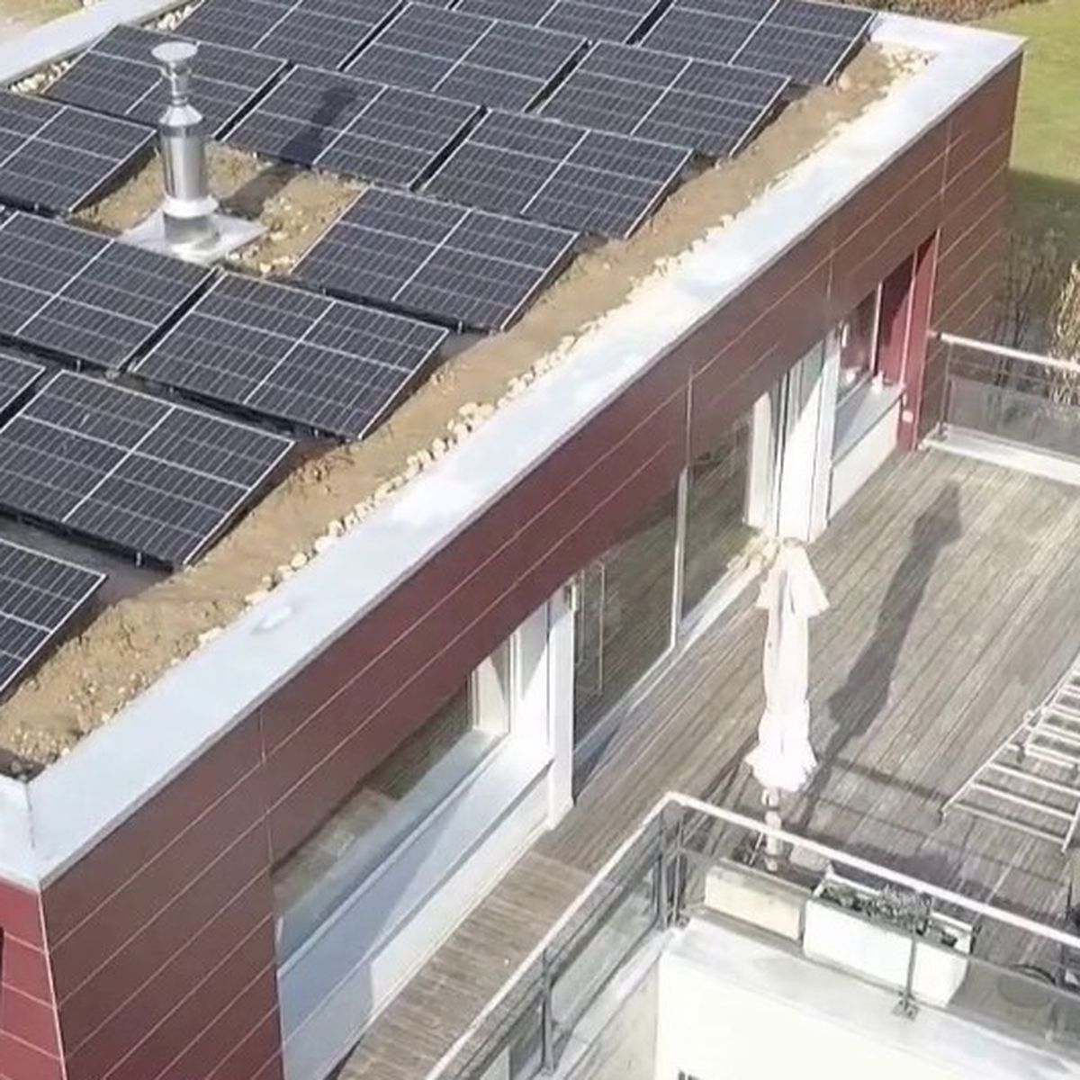 découvrez les différents prix des panneaux solaires et comparez les offres pour faire le meilleur choix pour votre projet d'énergie renouvelable. profitez d'une énergie propre tout en maîtrisant votre budget.