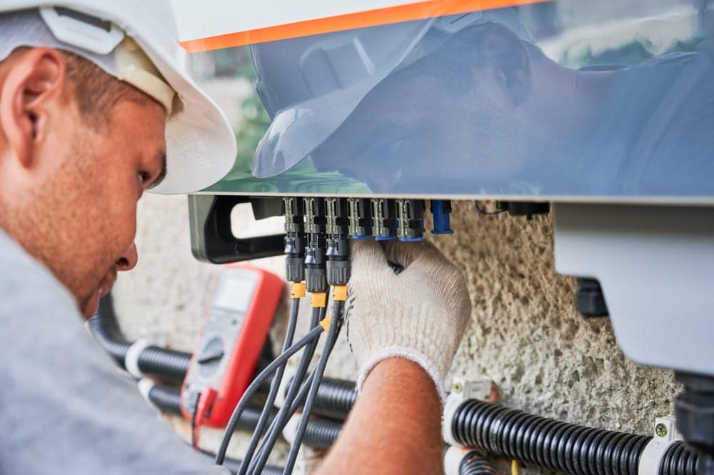 découvrez les solutions aux problèmes de batterie solaire pour maximiser l'efficacité de votre installation photovoltaïque. apprenez à identifier les pannes courantes et à prolonger la durée de vie de votre batterie avec nos conseils pratiques.