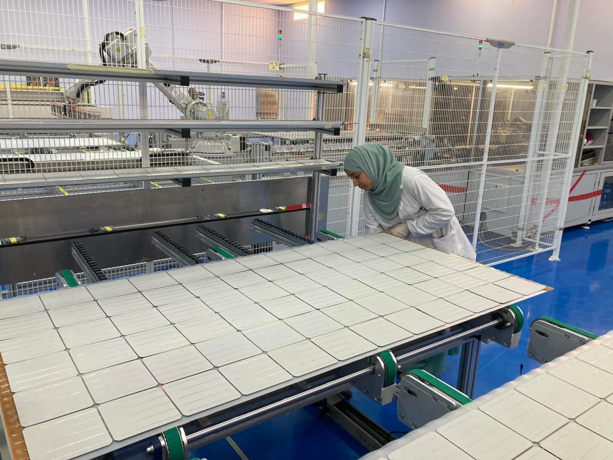 découvrez notre expertise en production de panneaux solaires, alliant innovation et durabilité pour des solutions énergétiques respectueuses de l'environnement. optimisez votre consommation d'énergie et contribuez à la transition verte grâce à nos produits de qualité.