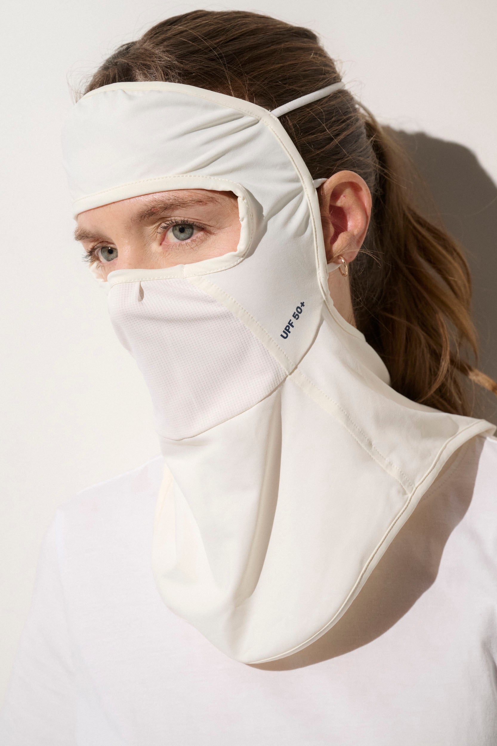 découvrez l'importance de la protection uv pour préserver votre peau des rayons nocifs du soleil. apprenez des conseils précieux et des produits incontournables pour une protection efficace tout au long de l'année.