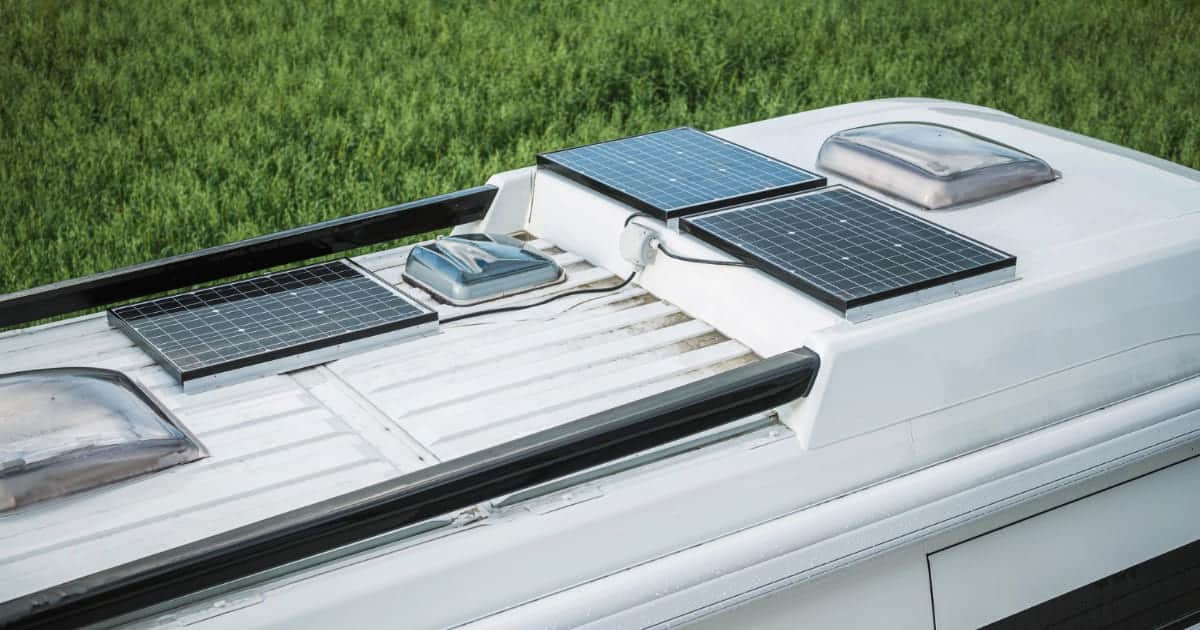 découvrez comment choisir la puissance idéale de votre panneau solaire pour caravane. optimisez votre autonomie en énergie lors de vos voyages grâce à des conseils pratiques et des solutions adaptées à vos besoins.
