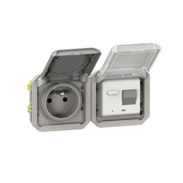 découvrez notre rallonge avec disjoncteur, idéale pour sécuriser vos appareils électriques. pratique et fiable, elle vous protège contre les surcharges et les courts-circuits, tout en offrant une longueur supplémentaire pour atteindre vos prises facilement.