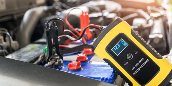 découvrez comment recharger efficacement vos batteries avec nos astuces et conseils pratiques. optimisez la durée de vie de vos appareils électroniques en suivant nos recommandations sur la recharge et l'entretien des batteries.