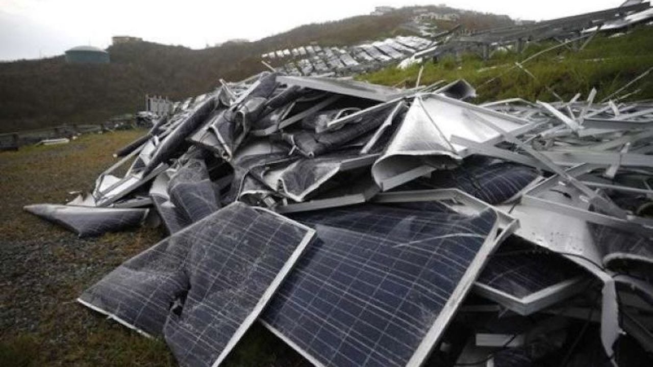 découvrez les enjeux de la recyclabilité des panneaux solaires. apprenez comment ces technologies durables peuvent être dépolluées et réutilisées, contribuant ainsi à un avenir énergétique plus vert et responsable.