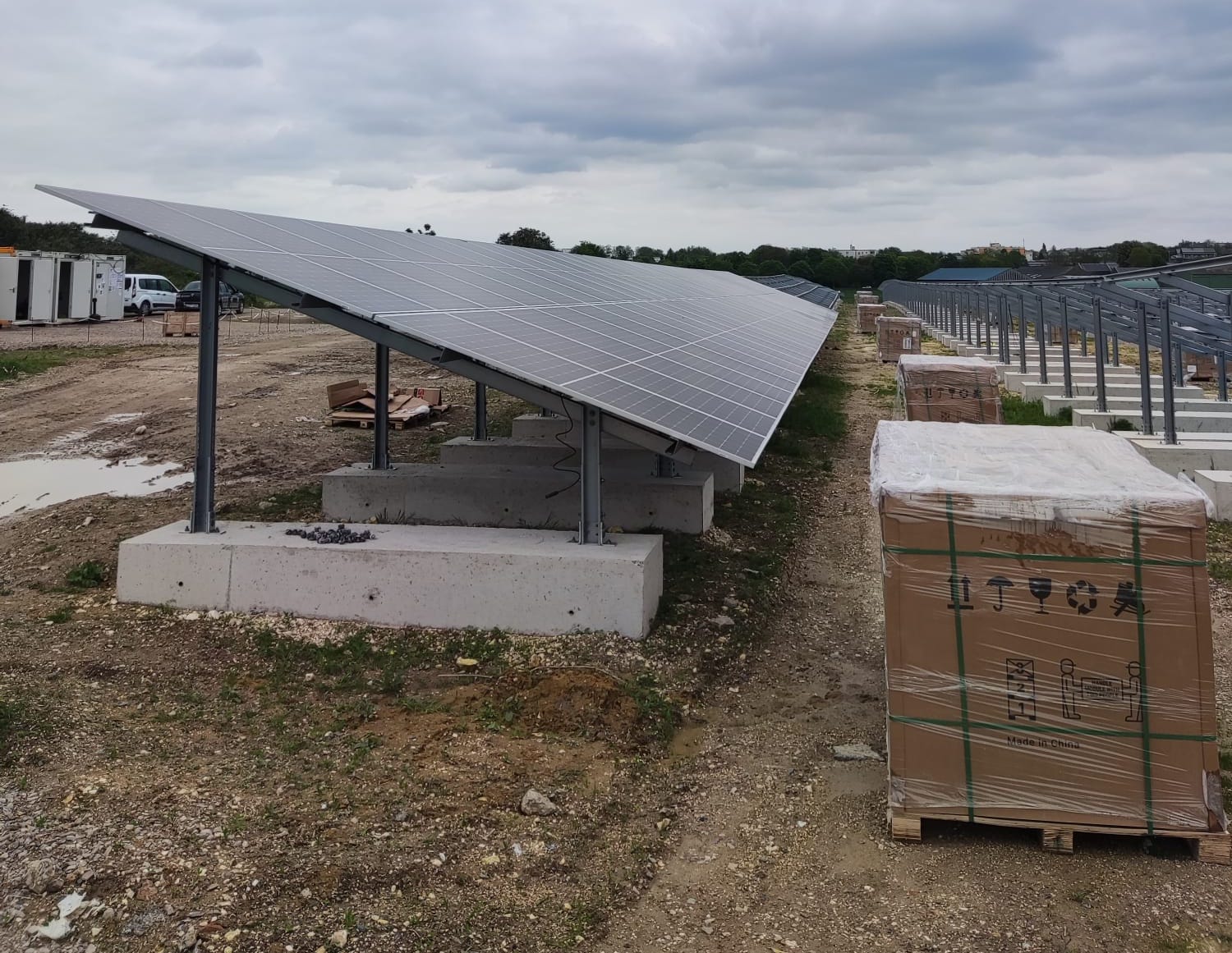 découvrez tout ce qu'il faut savoir sur la réglementation des installations photovoltaïques à amiens. informez-vous sur les normes en vigueur, les aides disponibles et les démarches à suivre pour optimiser votre projet d'énergie solaire.