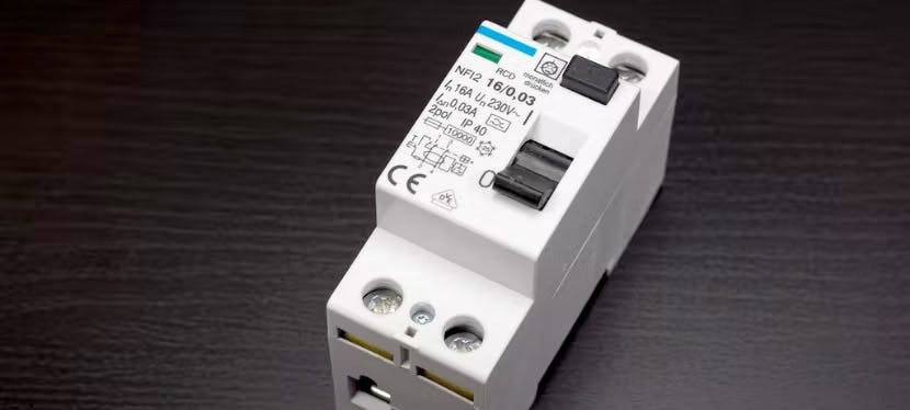 découvrez tout sur le relais de découplage linky, un dispositif essentiel pour optimiser la gestion de votre consommation électrique et garantir une connexion efficace de votre compteur à distance. informez-vous sur son fonctionnement, ses avantages et son installation.