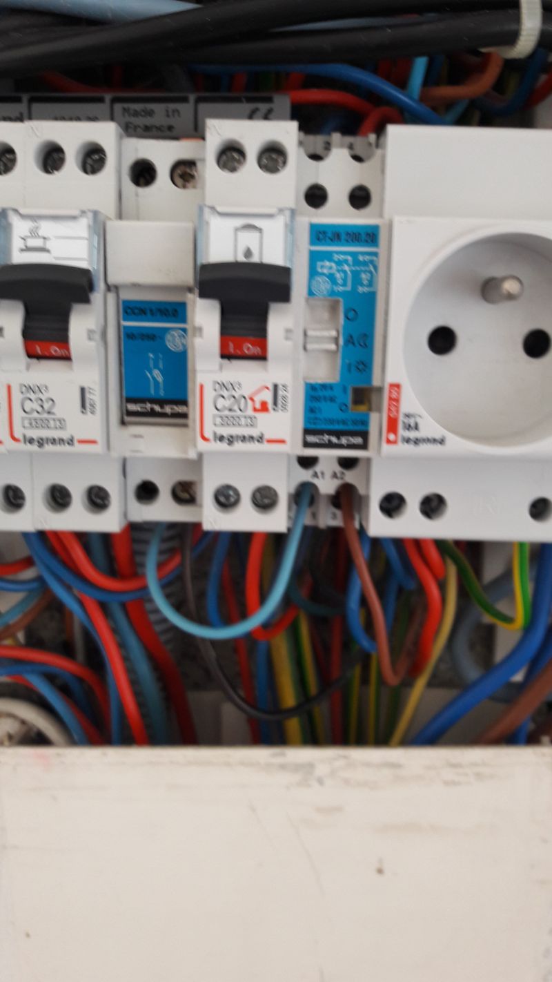 découvrez notre guide complet sur les relais de découplage linky, un dispositif essentiel pour optimiser votre gestion énergétique. apprenez comment ces relais fonctionnent, leur importance pour votre installation électrique et comment les installer efficacement. simplifiez vos démarches énergétiques avec des solutions adaptées à vos besoins.