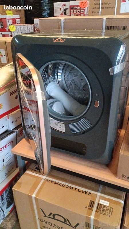 découvrez notre sélection de sèche-linge compacts, alliant performance et gain de place. idéals pour les petits espaces, ces appareils vous garantissent un séchage efficace de vos vêtements tout en étant faciles à installer.