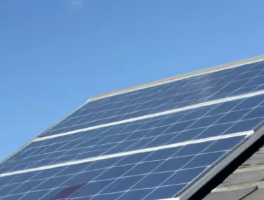 découvrez notre simulateur solaire gratuit, un outil interactif qui vous permet d'évaluer le potentiel solaire de votre installation. planifiez efficacement votre projet d'énergie renouvelable et optimisez vos économies grâce à des simulations précises et faciles à utiliser.