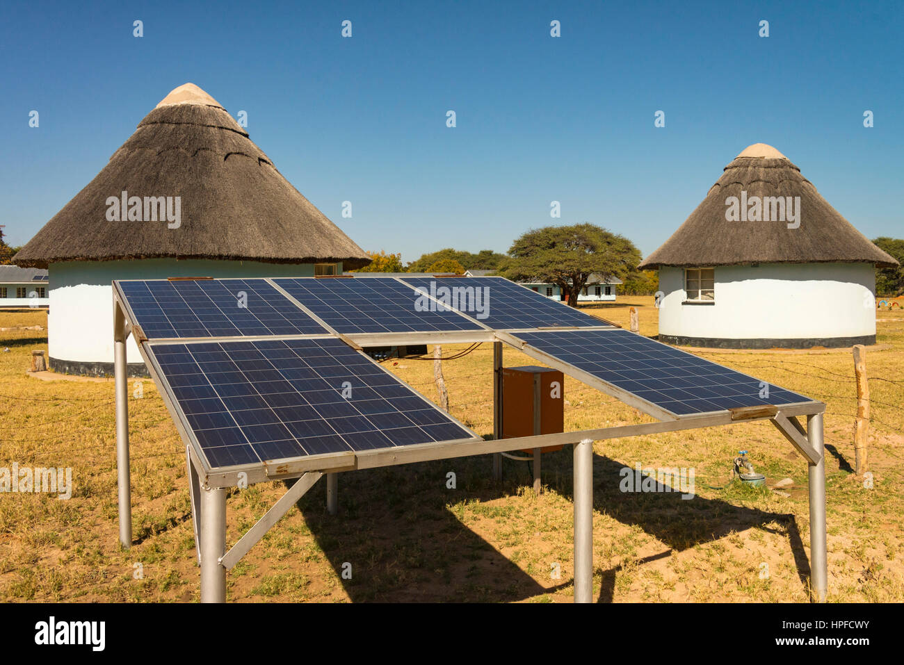 découvrez les avantages du solaire rural : des solutions énergétiques durables et accessibles pour les zones rurales, favorisant l'autonomie énergétique et la transition écologique.