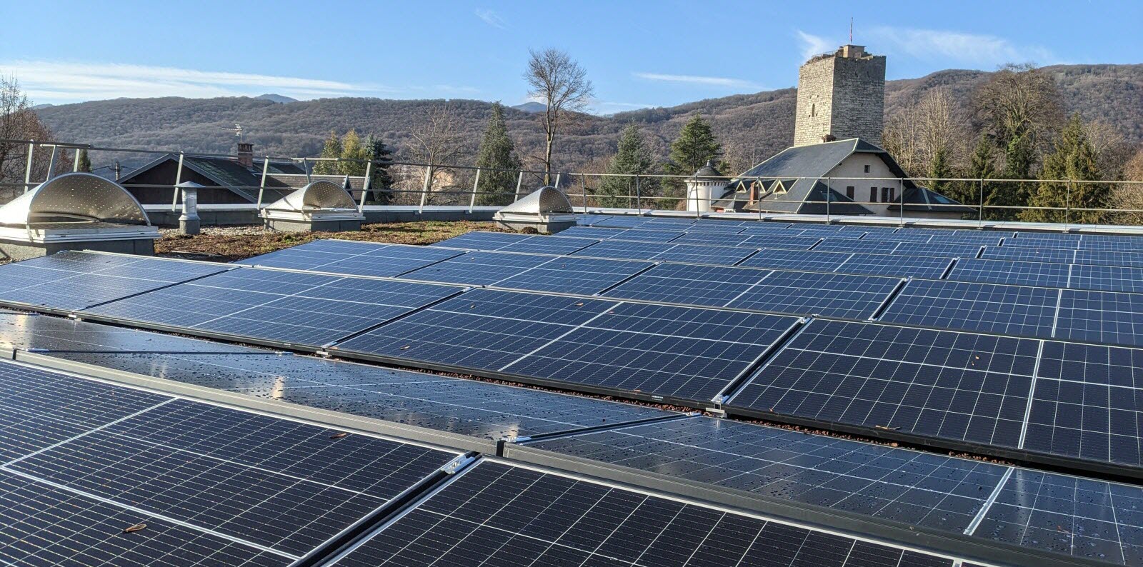 découvrez soleil vert à aix, un espace unique dédié à la gourmandise et à l'art de vivre. profitez de nos produits frais, locaux et bio dans une ambiance conviviale et chaleureuse, tout en soutenant les producteurs de la région.