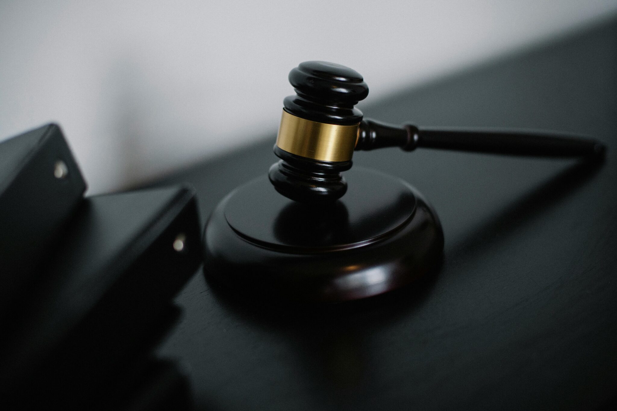 découvrez tout ce qu'il faut savoir sur la tacite reconduction professionnelle, un mécanisme clé dans le renouvellement automatique des contrats. informez-vous sur ses implications, droits et obligations pour mieux gérer vos engagements professionnels.