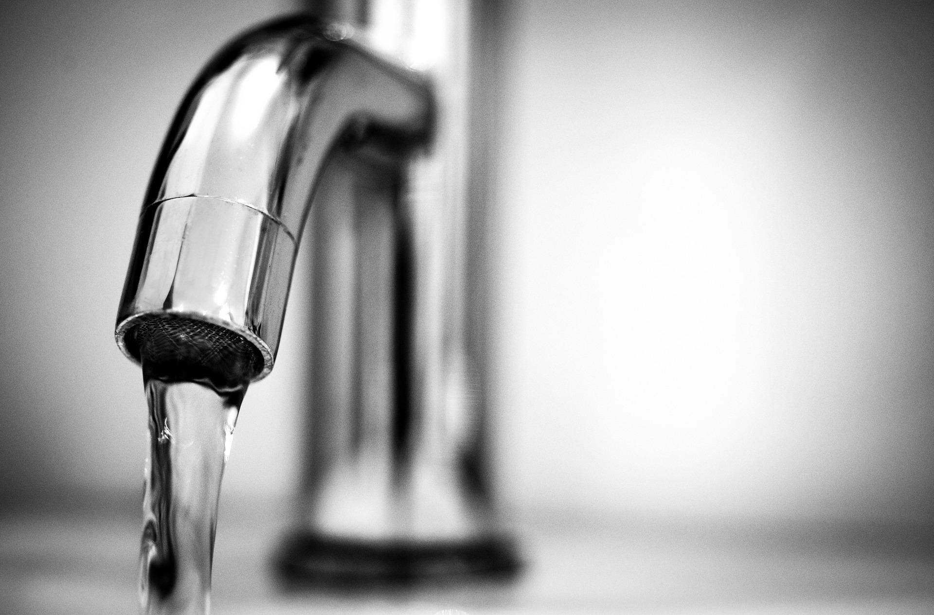 découvrez notre guide complet sur les tarifs des chauffe-eaux. comparez les prix, les modèles et faites le choix idéal pour économiser de l'énergie tout en garantissant un confort optimal dans votre foyer.