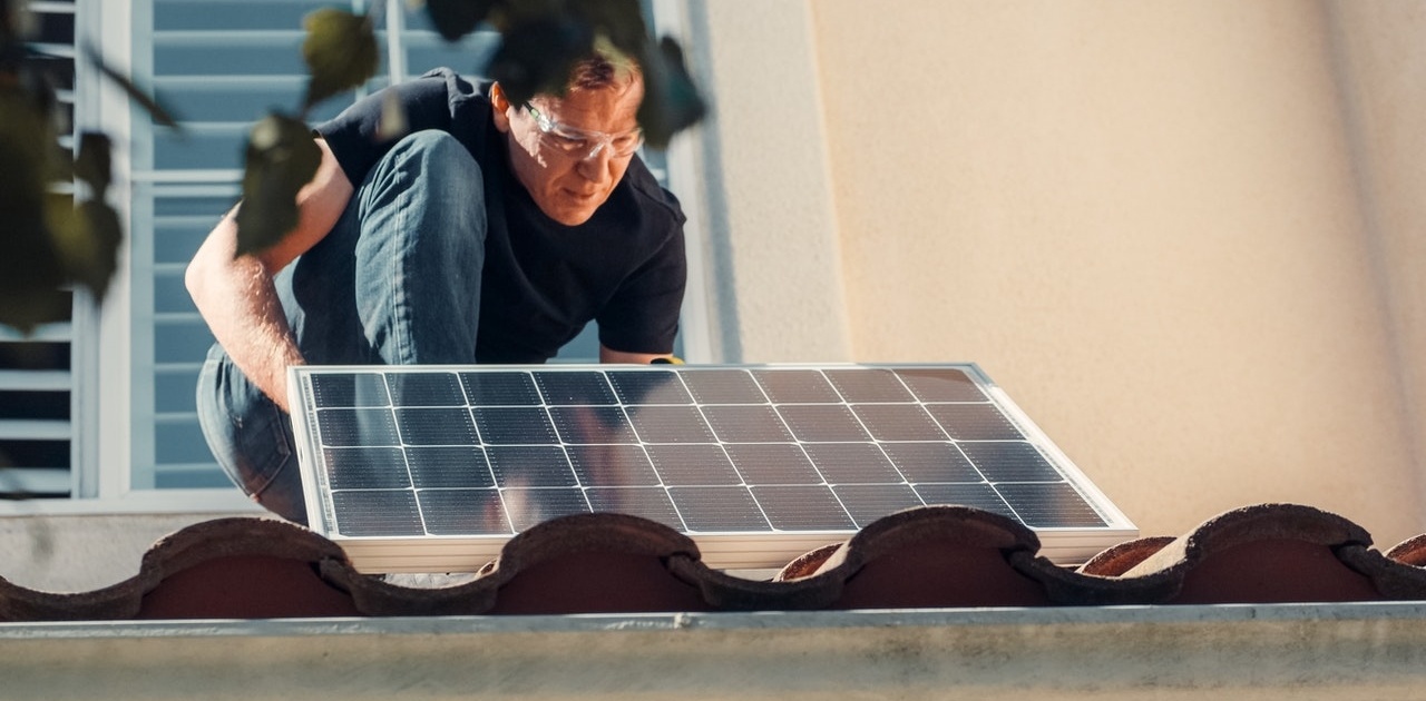 découvrez des témoignages captivants sur les panneaux photovoltaïques et leur impact positif. apprenez comment des utilisateurs ont transformé leur consommation d'énergie et contribué à un avenir durable grâce à l'énergie solaire.