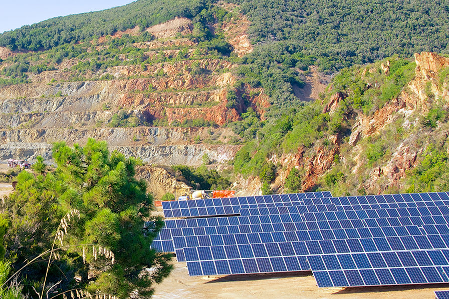 découvrez nos terrains idéaux pour l'installation de panneaux solaires, offrant un potentiel énergétique optimal et un retour sur investissement intéressant. transformez votre espace en une source d'énergie renouvelable grâce à des solutions adaptées à vos besoins.