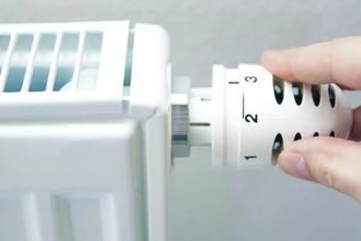 découvrez tout sur les thermostats pour radiateurs : comment ils fonctionnent, leurs avantages pour le confort et l'économie d'énergie, ainsi que nos conseils pour choisir le modèle adapté à votre intérieur.