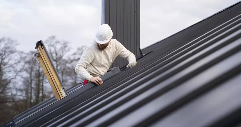 découvrez les avantages de la toiture en bac acier : légèreté, durabilité et esthétisme. idéale pour un bâtiment moderne, elle offre une excellente protection contre les intempéries tout en réduisant vos coûts d'entretien. optez pour une solution fiable et économique pour votre toiture.