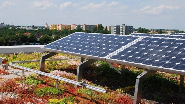 découvrez les avantages de la toiture photovoltaïque, une solution écologique et économique pour produire votre propre électricité. optez pour une installation solaire qui vous permet de réduire vos factures d'énergie tout en préservant l'environnement.