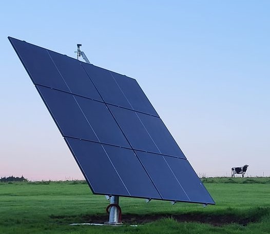 découvrez notre tracker solaire, la solution idéale pour maximiser la capture d'énergie solaire. optimisez votre production d'électricité grâce à une technologie avancée qui suit le mouvement du soleil, garantissant ainsi une efficacité énergétique optimale et des économies sur vos factures d'énergie.