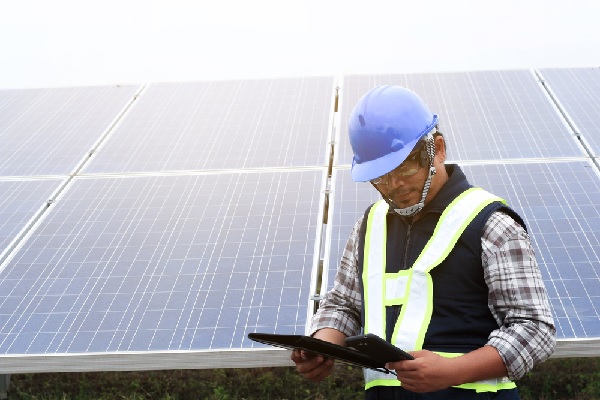 découvrez tout ce qu'il faut savoir sur la tva applicable aux panneaux solaires. informez-vous sur les taux, les exonérations et les démarches pour bénéficier d'avantages fiscaux lors de votre projet d'installation.