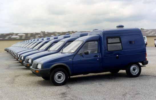 découvrez nos solutions d'aménagement pour le c15. optimisez l'espace de votre véhicule avec des options personnalisées, garantissant confort et fonctionnalité. transformez votre c15 en un lieu accueillant et pratique pour toutes vos aventures.