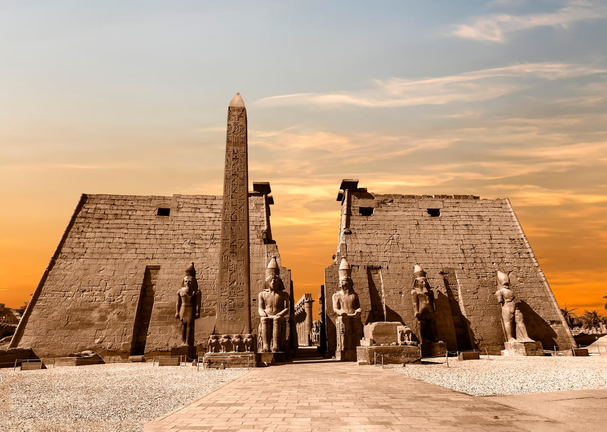 découvrez les avis sur luxor, une expérience unique qui allie luxe et confort. lisez les témoignages de clients satisfaits et trouvez des recommandations pour profiter pleinement de votre séjour.