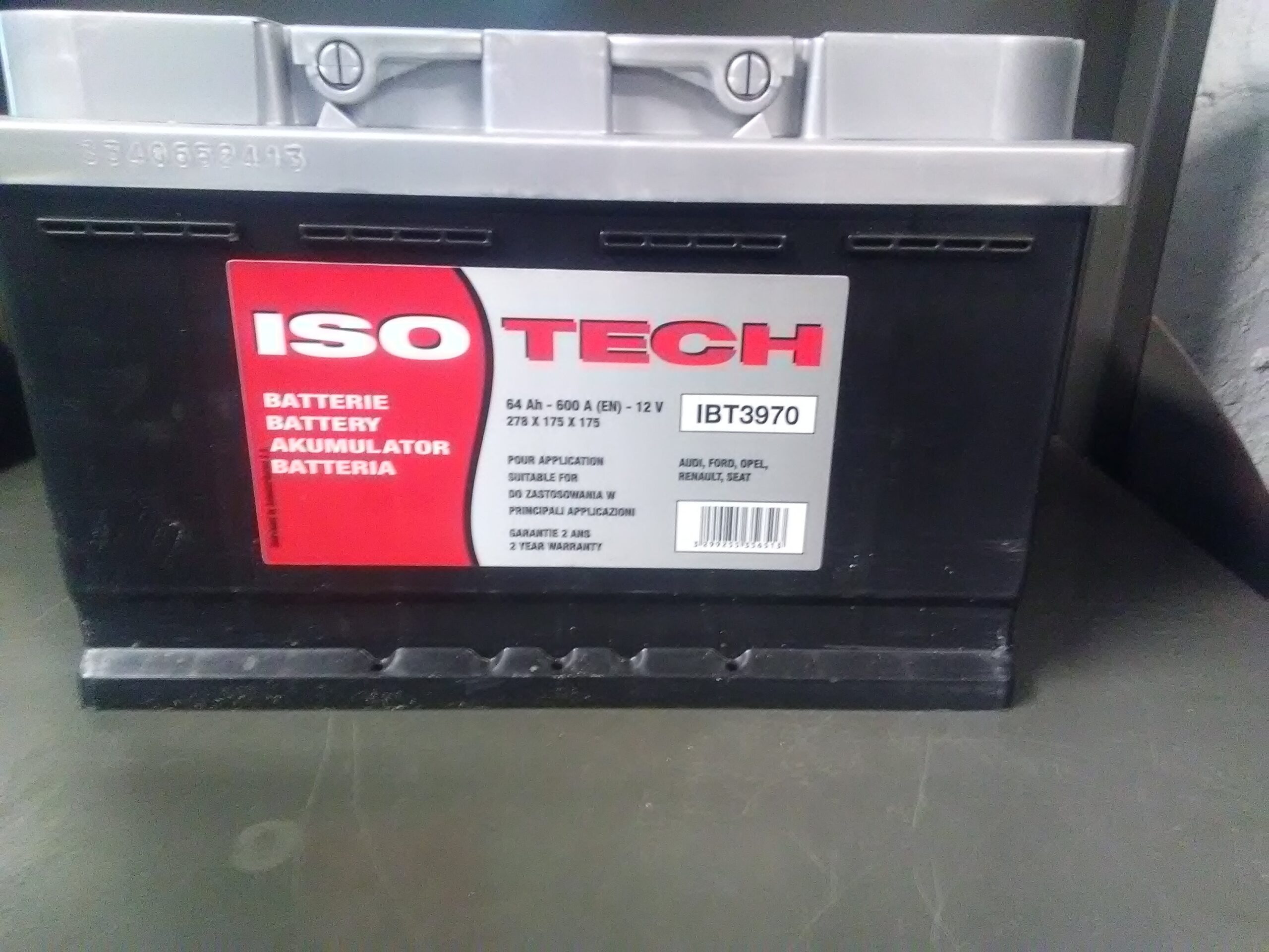 découvrez les meilleures offres sur les batteries 12v 70ah. comparez les prix et choisissez la batterie idéale pour vos besoins. performance et fiabilité au meilleur tarif.