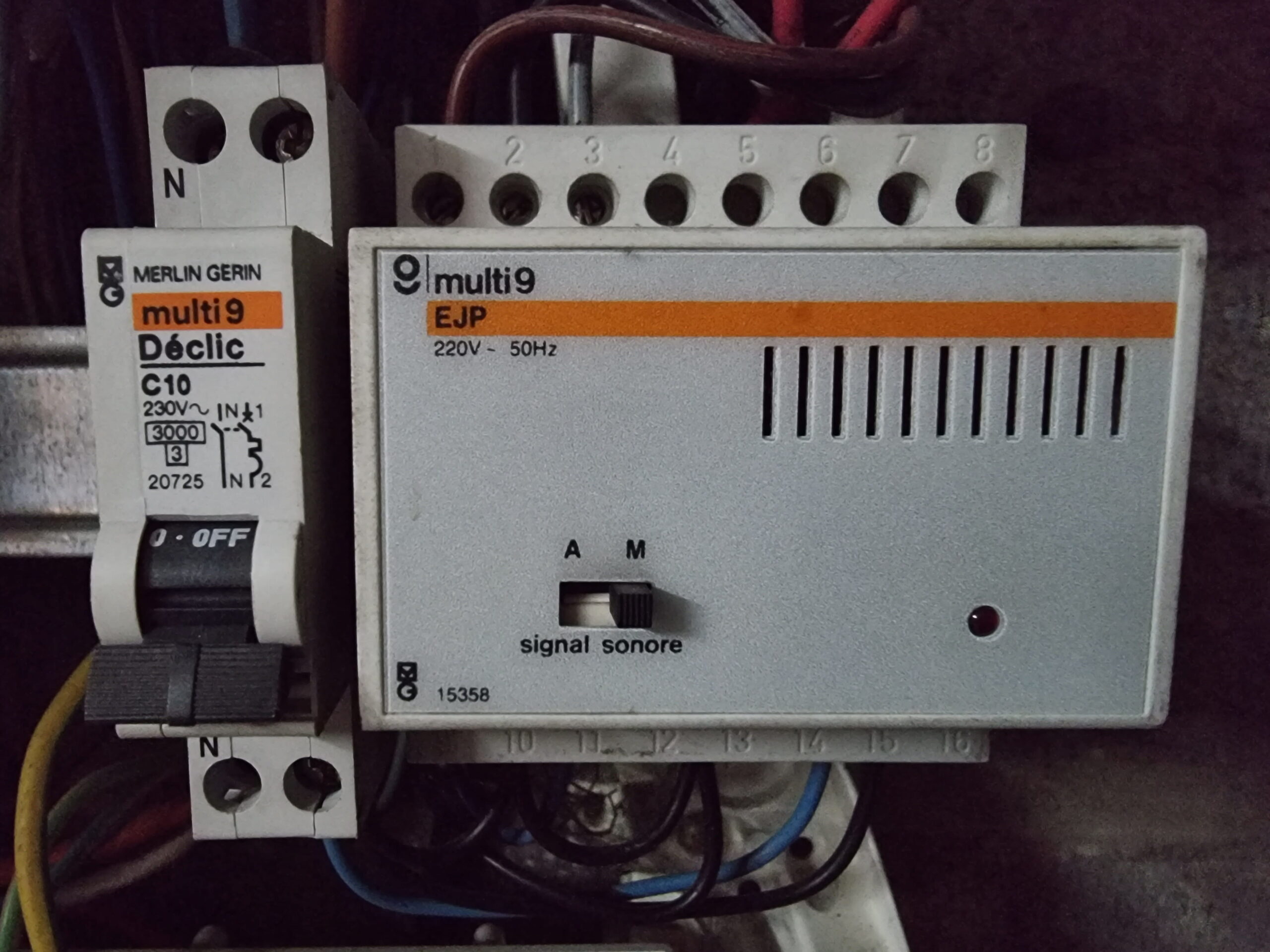 découvrez le boîtier ejp, une solution innovante et performante pour la gestion de votre énergie. idéal pour optimiser la consommation d'électricité, ce boîtier intelligent vous permettra de maîtriser vos dépenses tout en contribuant à la préservation de l'environnement.