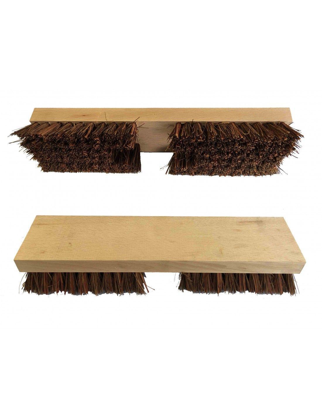 découvrez notre gamme de brosses toiture, idéales pour nettoyer et entretenir vos toits en toute efficacité. prolongez la durée de vie de votre toiture tout en préservant son esthétique grâce à des outils adaptés. commandez dès maintenant et profitez d'une toiture impeccable !