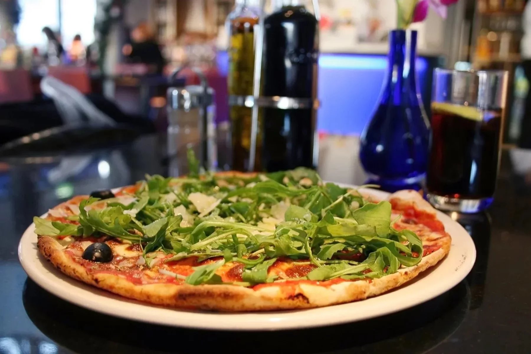 découvrez notre camion pizza à 3000€ ! un modèle idéal pour démarrer votre activité de restauration mobile, offrant tout le nécessaire pour préparer et servir de délicieuses pizzas en toute simplicité. profitez d'un excellent rapport qualité-prix et lancez votre projet dès aujourd'hui !