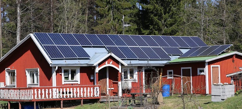 découvrez les avantages du chauffage solaire pour une solution énergétique durable et économique. apprenez comment capter la chaleur du soleil pour chauffer votre maison et réduire vos factures d'énergie, tout en respectant l'environnement.