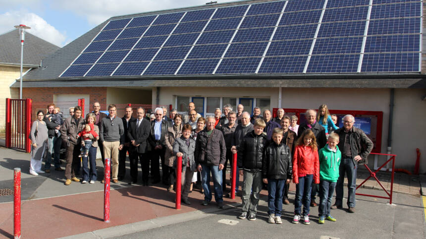découvrez comment les communautés s'unissent pour promouvoir l'énergie solaire, un pas vers un avenir durable et respectueux de l'environnement. explorez les initiatives locales, les avantages économiques et les solutions innovantes pour une transition énergétique réussie.