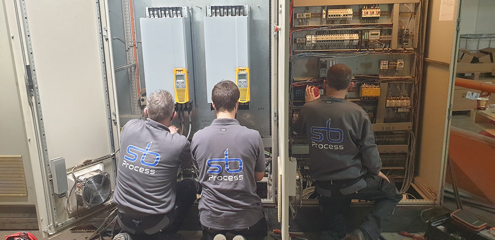 découvrez notre contrat de maintenance pour panneaux photovoltaïques, garantissant performance et durabilité de votre installation, ainsi qu'un suivi professionnel pour une tranquillité d'esprit optimale.