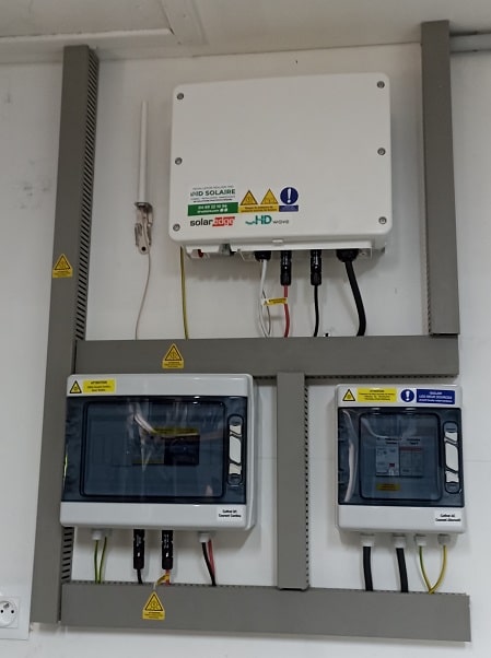 découvrez les risques associés à l'utilisation des onduleurs photovoltaïques (pv). informez-vous sur les dangers potentiels, les meilleures pratiques de sécurité et comment optimiser la performance de votre installation solaire tout en minimisant les risques.