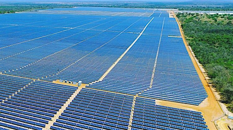 découvrez un débat enrichissant sur le photovoltaïque, ses avantages, ses défis et son impact sur l'environnement. rejoignez-nous pour explorer les enjeux énergétiques contemporains et les solutions durables pour un avenir plus vert.