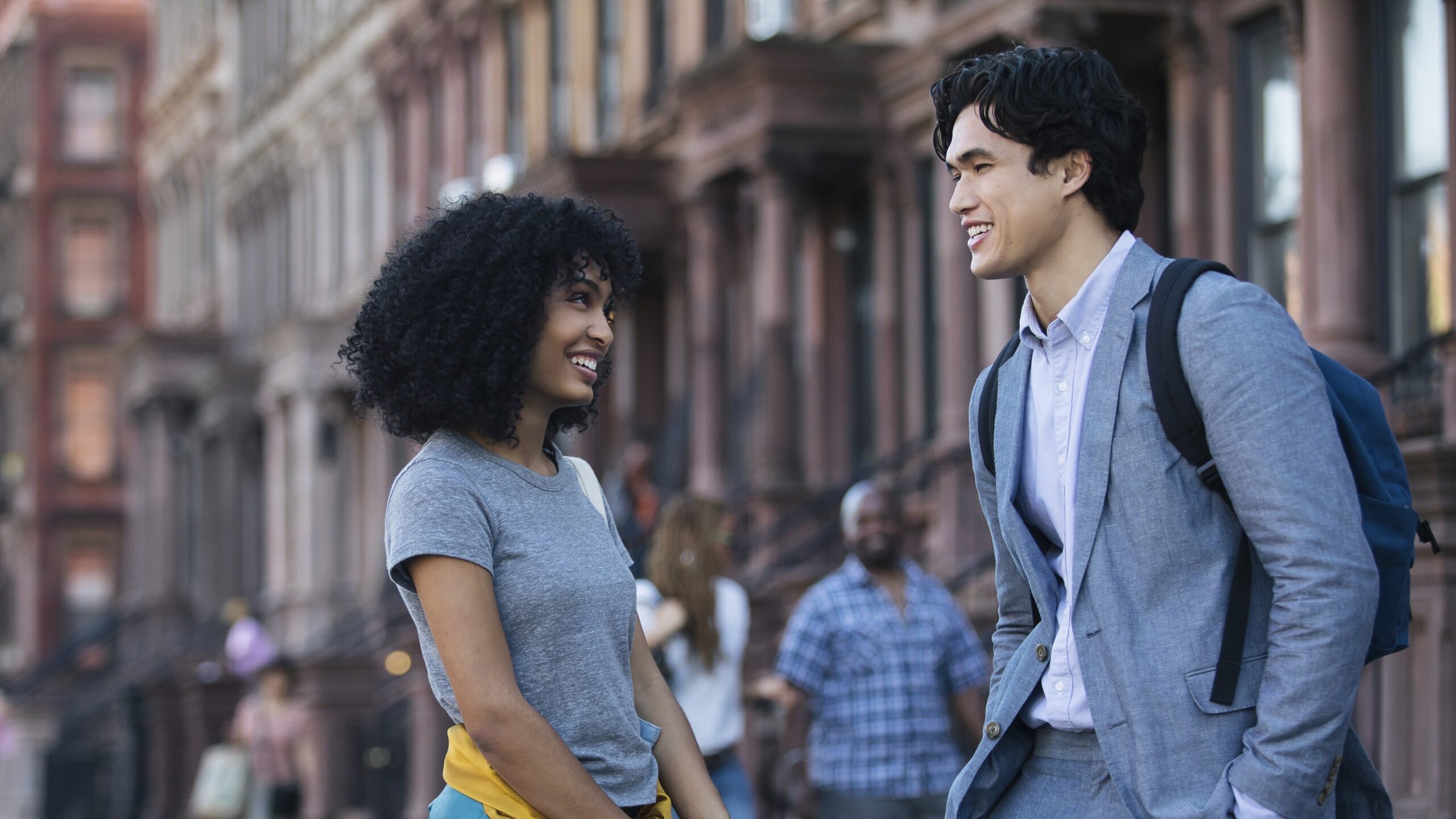 découvrez les mystères de l'étoile solaire, notre astre primordial qui éclaire et nourrit la vie sur terre. explorez son rôle central dans le système solaire, son influence sur le climat terrestre et les avancées scientifiques récentes qui nous aident à comprendre son fonctionnement. plongez dans l'univers fascinant de notre soleil !