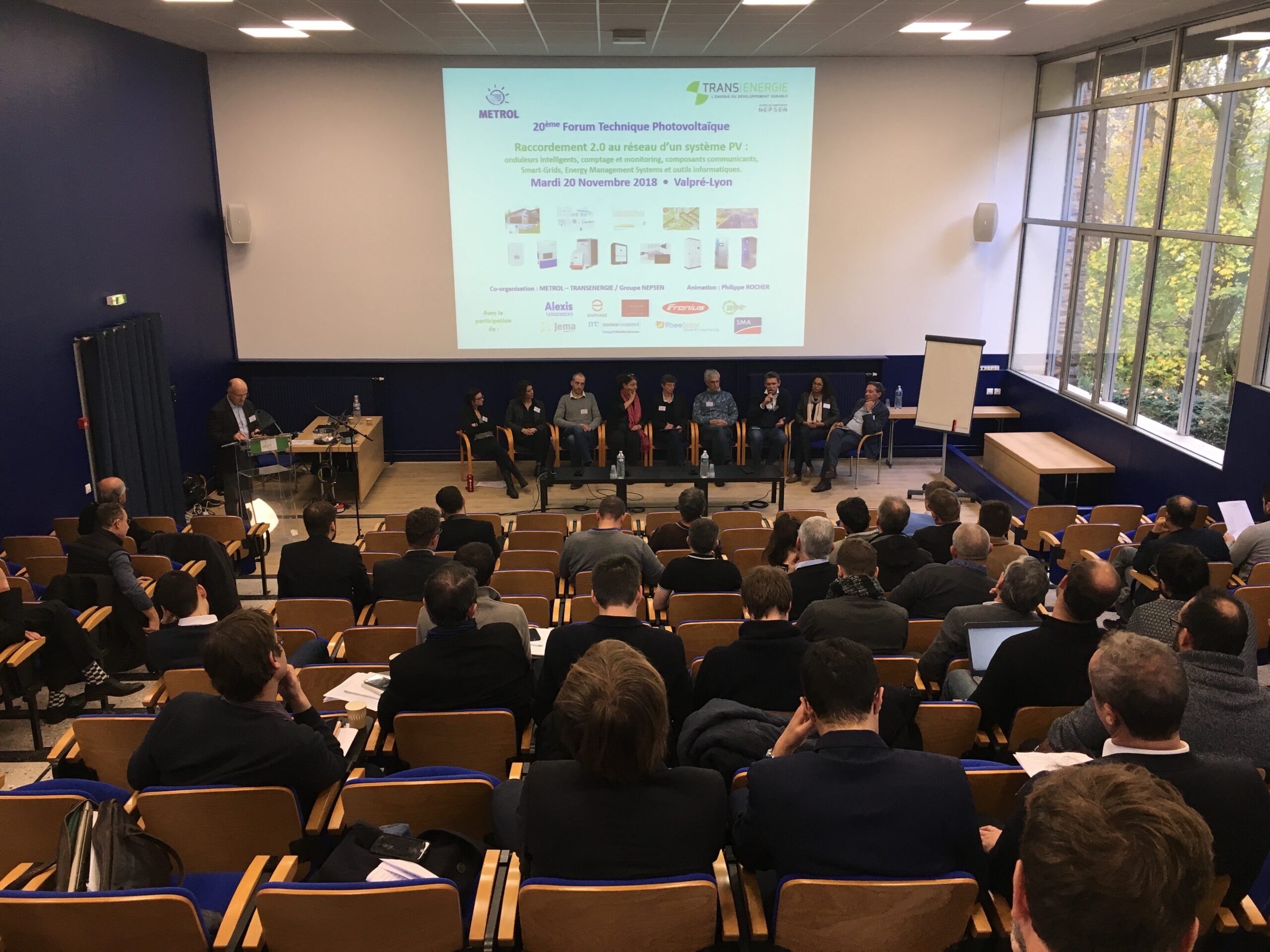 découvrez le forum photovoltaïque, un espace d'échange dédié aux passionnés et aux professionnels de l'énergie solaire. participez aux discussions, partagez vos expériences et accédez à des ressources précieuses sur les dernières innovations et tendances du secteur photovoltaïque.