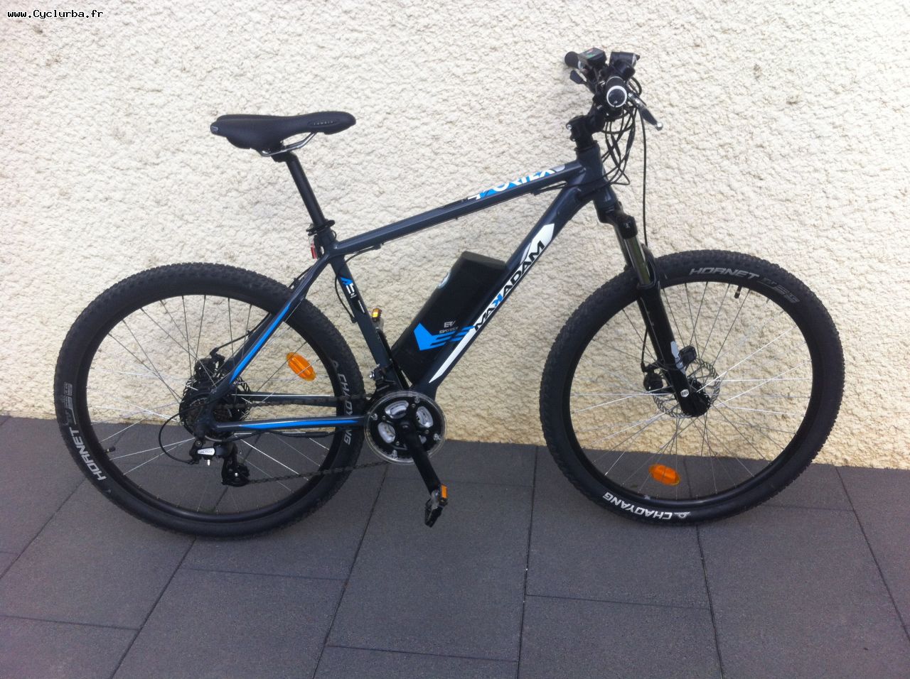 découvrez le forum dédié au vtt électrique, où passionnés et experts échangent sur les dernières technologies, astuces, et conseils. rejoignez notre communauté pour partager vos expériences et trouver des réponses à toutes vos questions sur le vtt électrique.