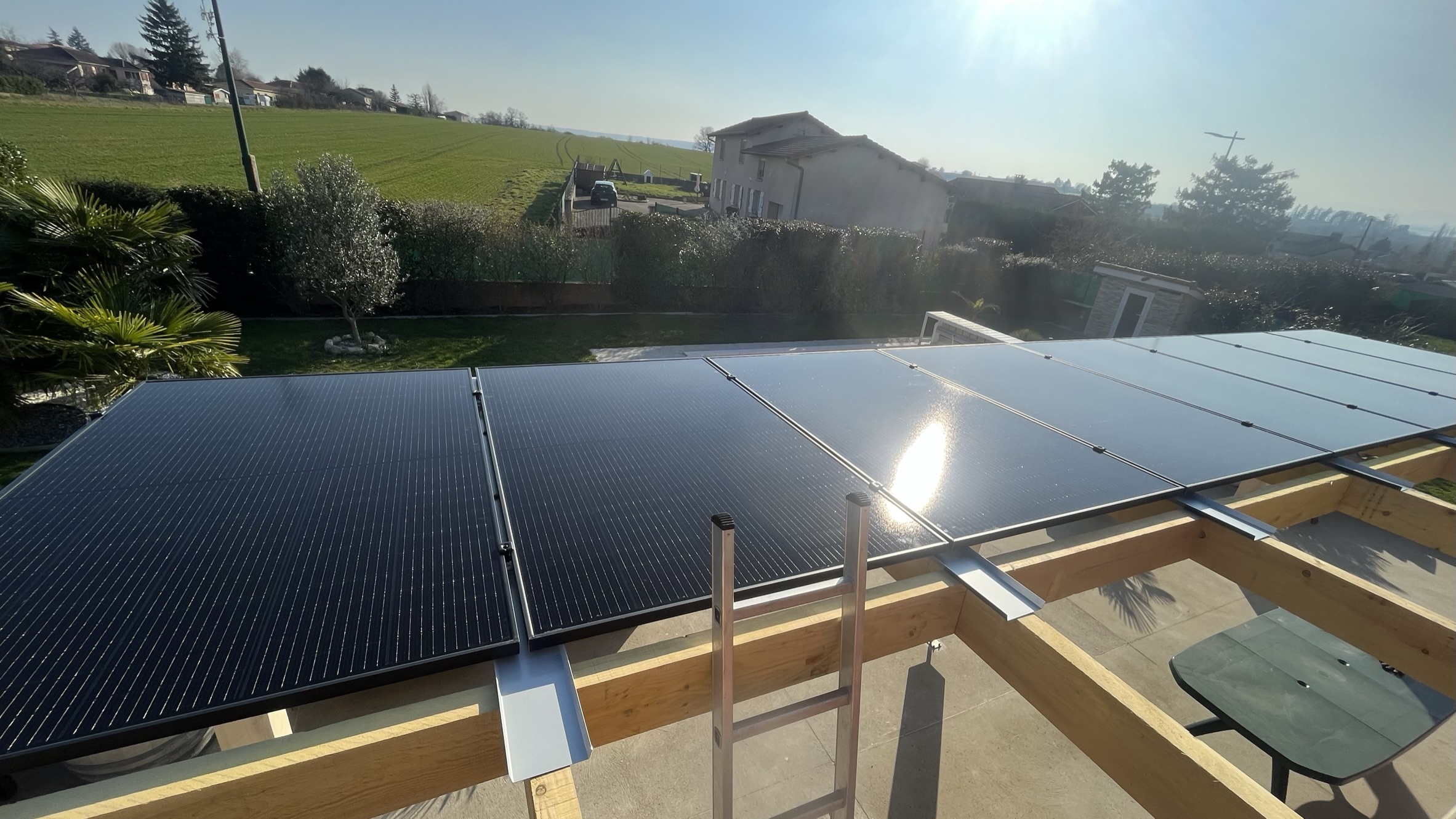 découvrez les forums photovoltaïques : un espace d'échanges et de discussions dédiés à l'énergie solaire. partagez vos expériences, posez vos questions et trouvez des conseils d'experts sur l'installation et l'optimisation de systèmes photovoltaïques.