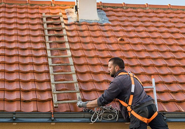 découvrez les causes et solutions pour les fuites de toiture lors des fortes pluies. protégez votre maison avec nos conseils d'entretien et de réparation efficaces.