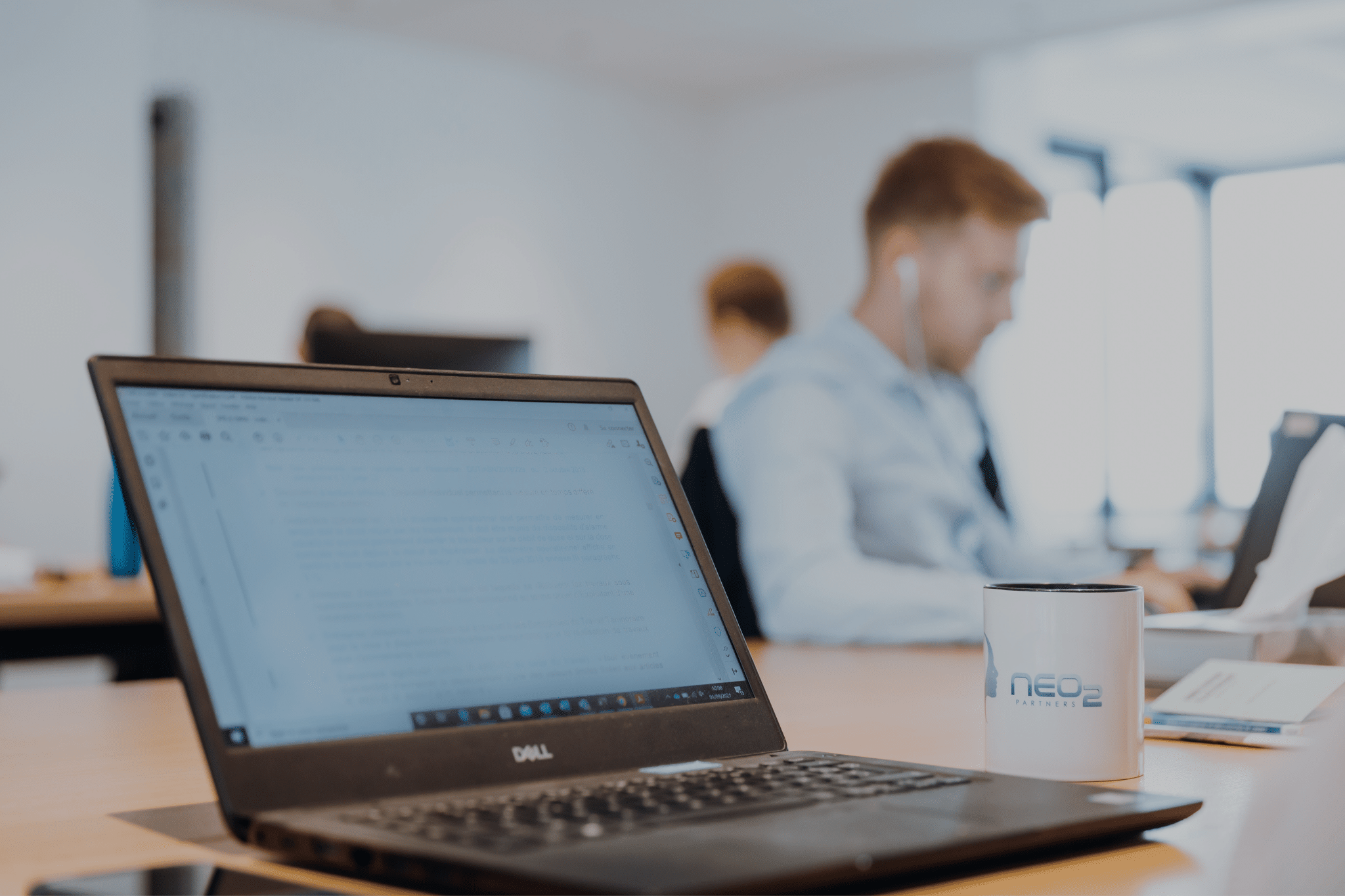 découvrez le rôle clé de l'ingénieur pv, expert en conception et optimisation des systèmes photovoltaïques. enrichissez vos connaissances sur les techniques innovantes pour maximiser l'efficacité énergétique et contribuons ensemble à un avenir durable grâce aux énergies renouvelables.