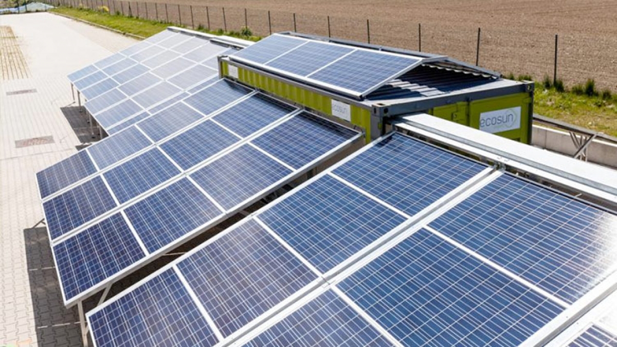 découvrez les dernières innovations solaires qui transforment notre utilisation de l'énergie. explorez les technologies émergentes, les solutions durables et les avancées qui rendent l'énergie solaire plus efficace et accessible que jamais.