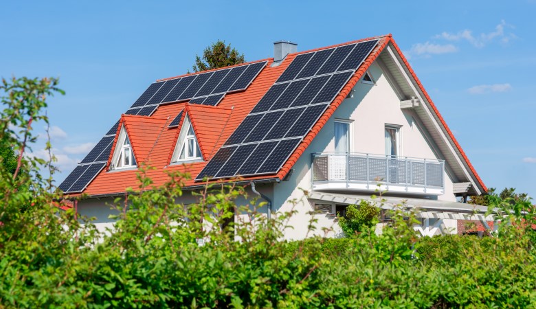 découvrez les dernières innovations solaires qui transforment notre façon de produire et consommer de l'énergie. explorez les technologies avancées, les solutions durables et les impacts environnementaux positifs des énergies renouvelables.