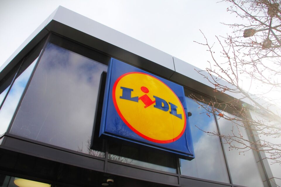 découvrez l'univers de lidl à la faute, votre destination incontournable pour des produits de qualité à prix bas. profitez des meilleures offres et d'une large sélection d'articles, des courses quotidiennes aux produits frais, tout en réalisant des économies.